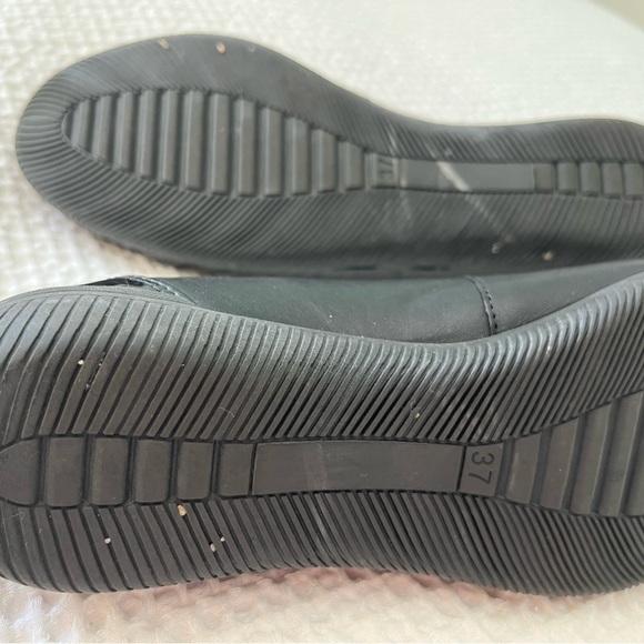 Source Unknown Black Women's Flats - Picture 6 of 9